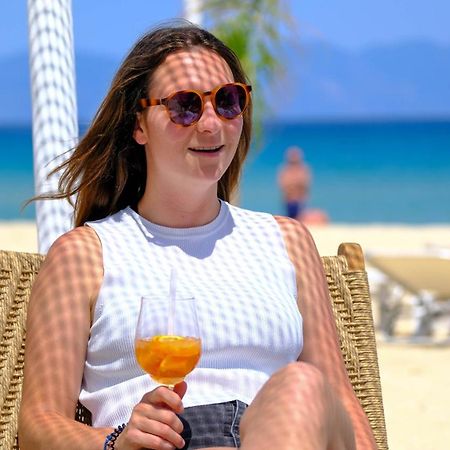Cocoon Hotel-Beach Bar Sarti Ngoại thất bức ảnh