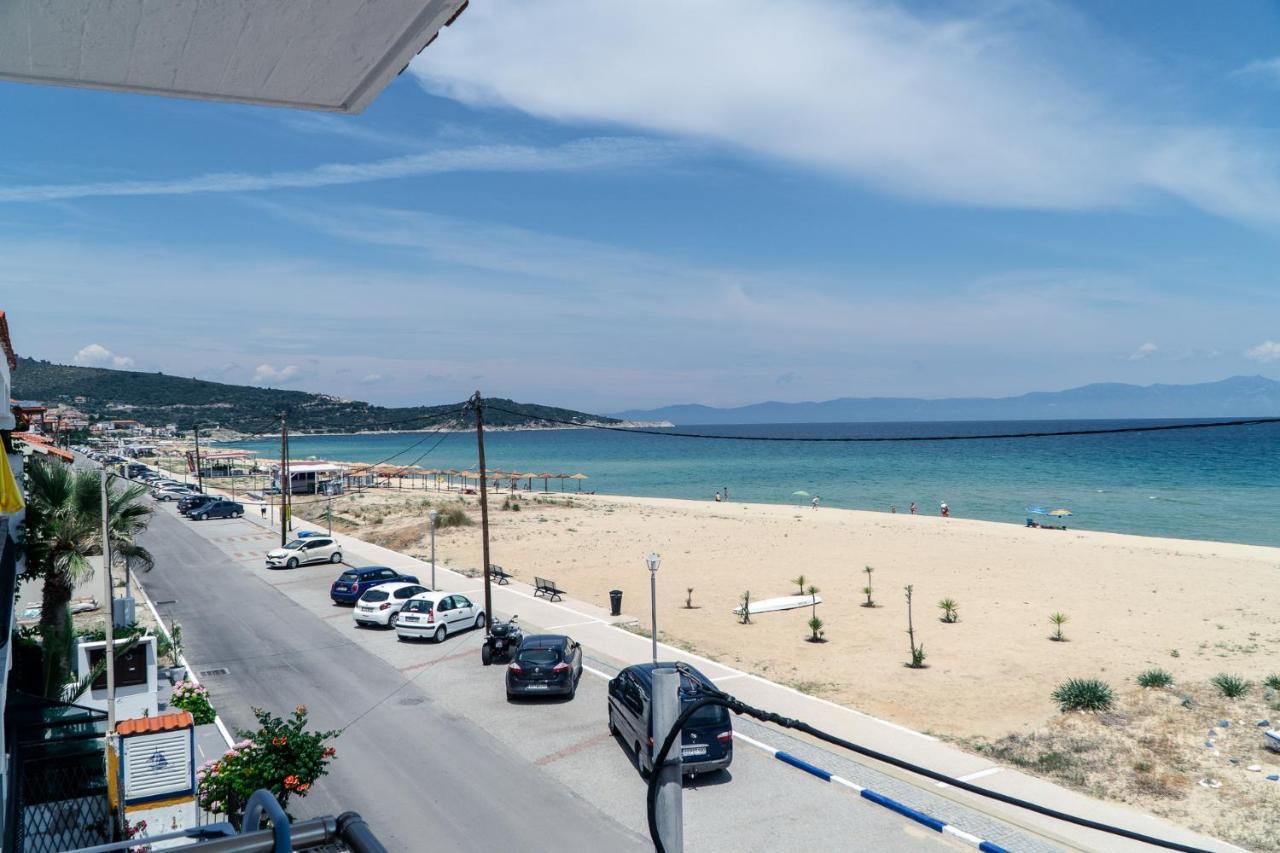 Cocoon Hotel-Beach Bar Sarti Ngoại thất bức ảnh
