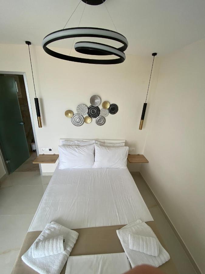 Cocoon Hotel-Beach Bar Sarti Ngoại thất bức ảnh